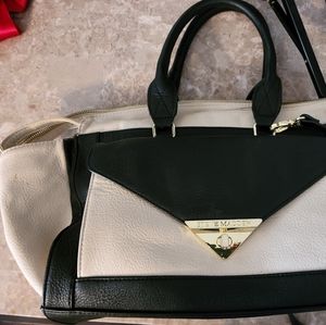 Steve Madden cream and black sachel